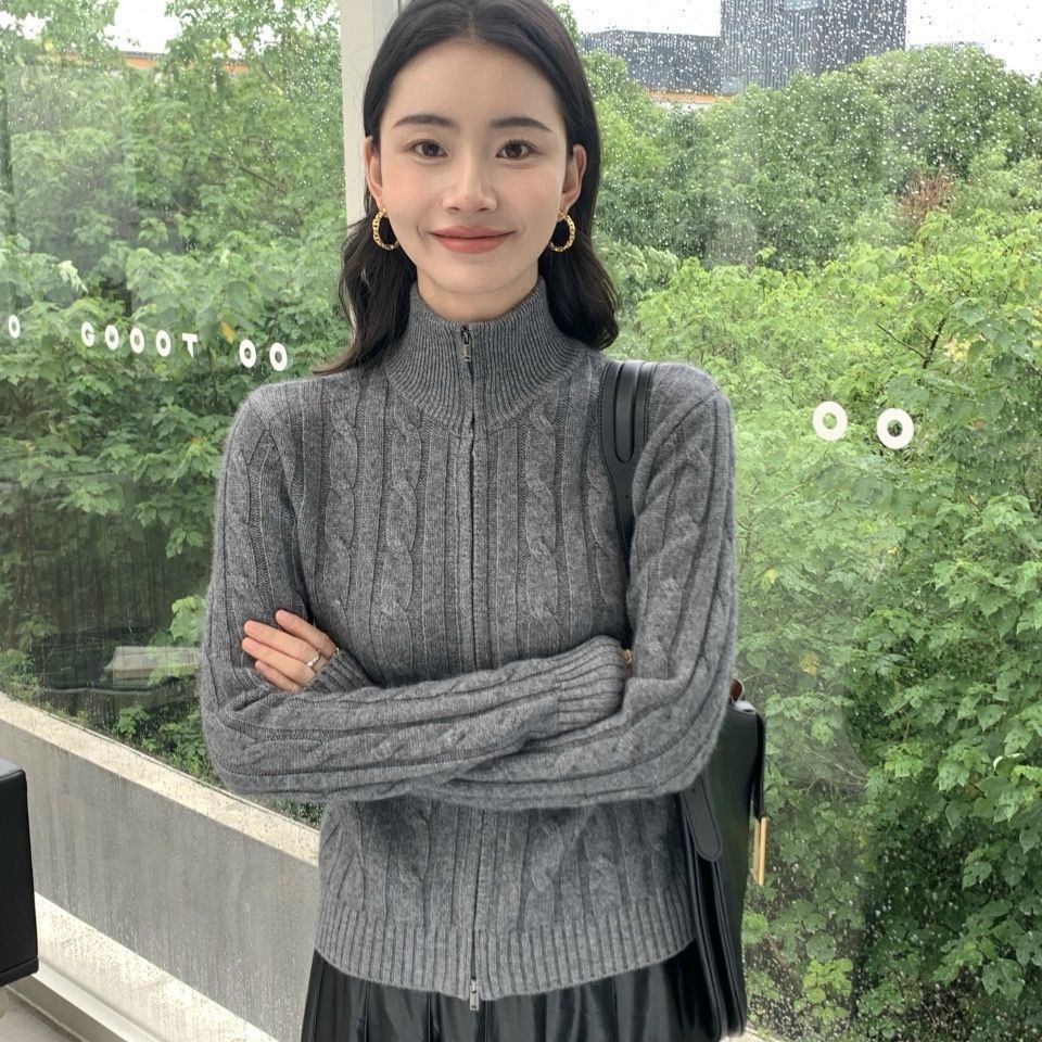 High-Neck Twist Zipper Design Niche Fashion Autumn Slimming Knitted Top